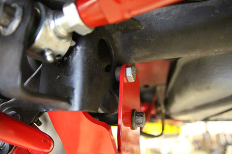 Supports de relocalisation du bras de suspension arrière UMI Performance 05-14 Ford Mustang - Boulonnés