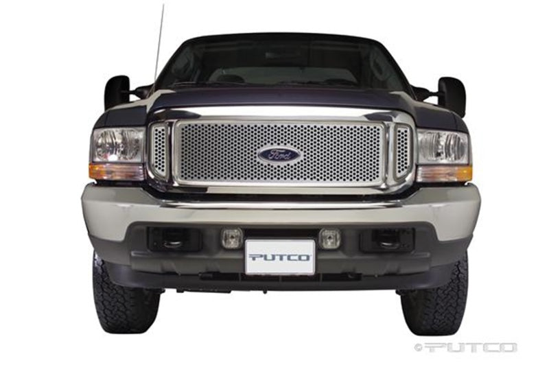 Grilles perforées en acier inoxydable pour Ford SuperDuty 99-04 de Putco avec découpe de logo (ne comprend pas les évents latéraux)