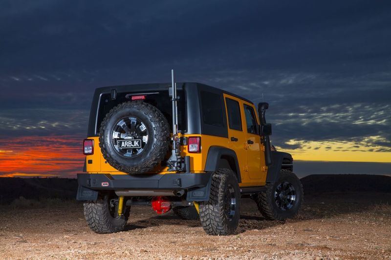 Barre arrière texturée ARB Blk Jk Jeep