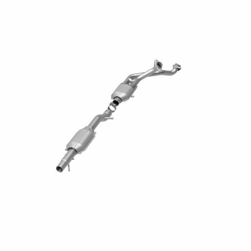 MagnaFlow Conv DF 87-93 Ford Bronco 4,9 L / 87-95 F-150/F-250 (sans SD)/F-350 (sans SD) PU 4,9 L (CA)