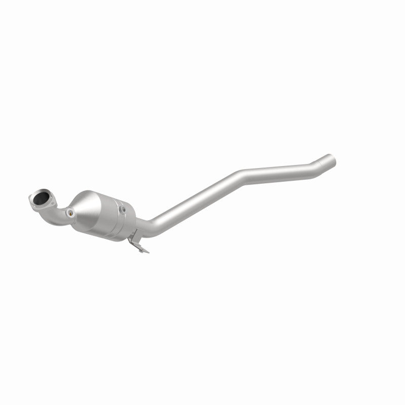 Magnaflow Conv DF 2006-2011 R350 3.5 L Underbody