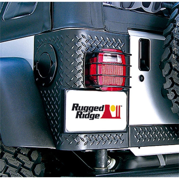 Protections de feux arrière noirs européens pour Jeep CJ / Jeep Wrangler Rugged Ridge 76-06