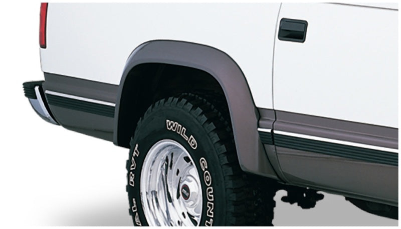 Bushwacker 88-99 Chevy C1500 Extend-A-Fender Style Flares 2pc Couvre les trous d'évasement OEM - Noir