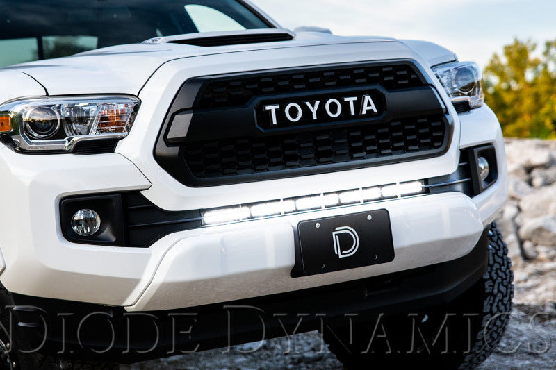 Diode Dynamics 16-21 Toyota Tacoma SS30 Stealth Lightbar Kit - White Driving