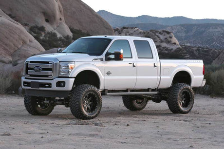 Fabtech 11-16 Ford F250 4WD avec système de surcharge d'usine 8 pouces 4Link avec 4.0 R/R et 2.25