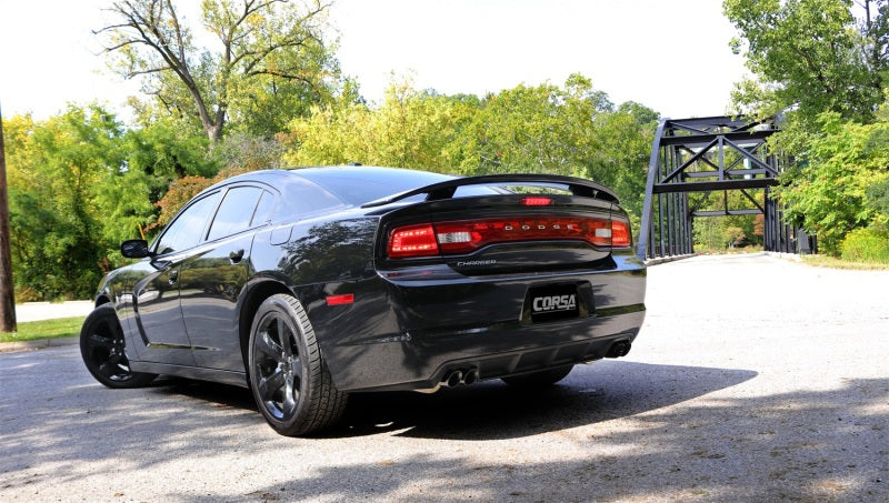 Corsa 11-14 Dodge Charger SXT 2,5 pouces Sport Cat-Back Double sortie arrière avec deux embouts noirs de 3,0 pouces
