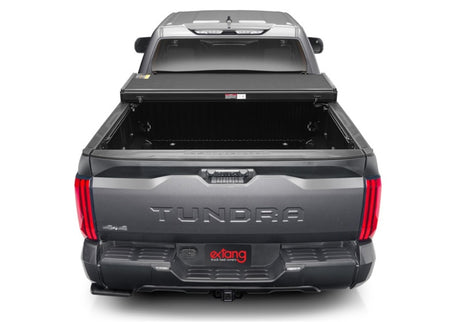Extang 16-23 Toyota Tacoma (caisse de 5 pi 1 po) ALX à pliage solide