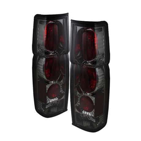 Spyder Nissan Hardbody 86-97 Feux arrière style européen Fumé ALT-YD-NH86-SM