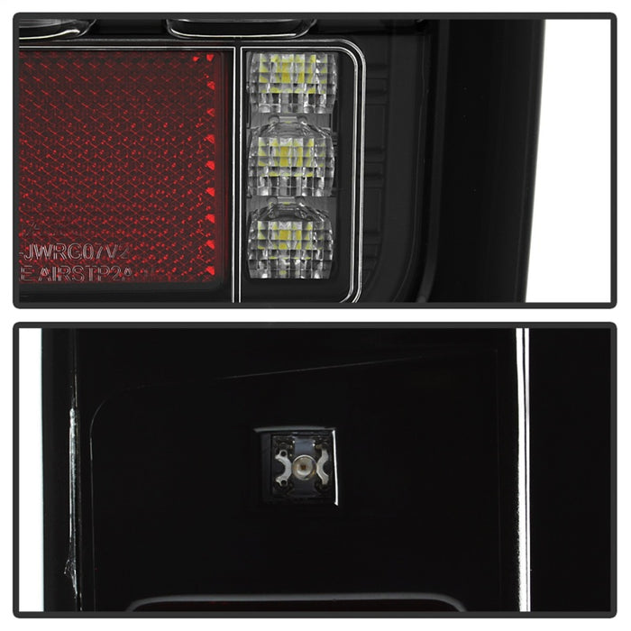 Feux arrière à LED pour Jeep Wrangler Version 2 Spyder 07-16 - Noir (ALT-YD-JWA07V2-LBLED-BK)