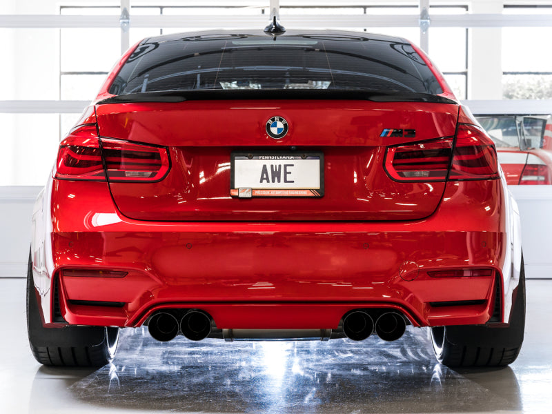 Échappement Catback AWE Tuning pour BMW F8X M3/M4 Track Edition - Embouts noirs diamantés