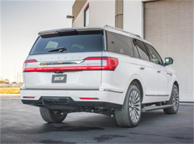 Échappement Borla 2018 Lincoln Navigator 3.5LA/T 2WD/4WD Touring 2.5in Catback avec embouts chromés noirs