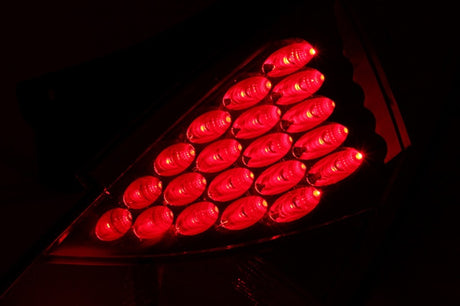 ANZO 2003-2005 Nissan 350Z Feux arrière à LED Rouge