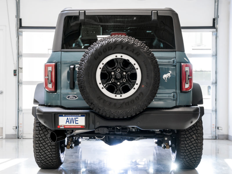 AWE Tuning 2021+ Ford Bronco 0FG Échappement arrière simple avec embout noir diamant et protection de bas de caisse