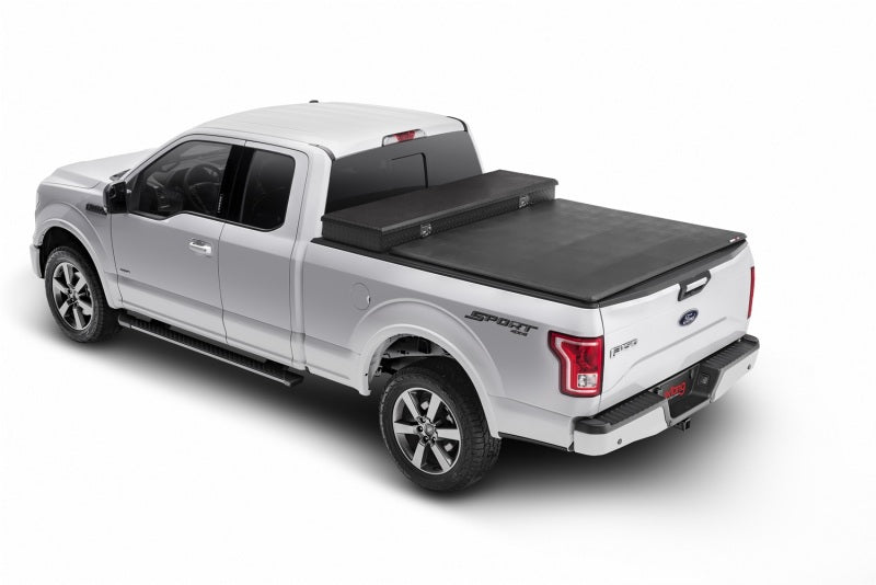 Extang 22-23 Toyota Tundra avec système de rails (caisse de 6 pieds 7 pouces) Trifecta Toolbox 2.0