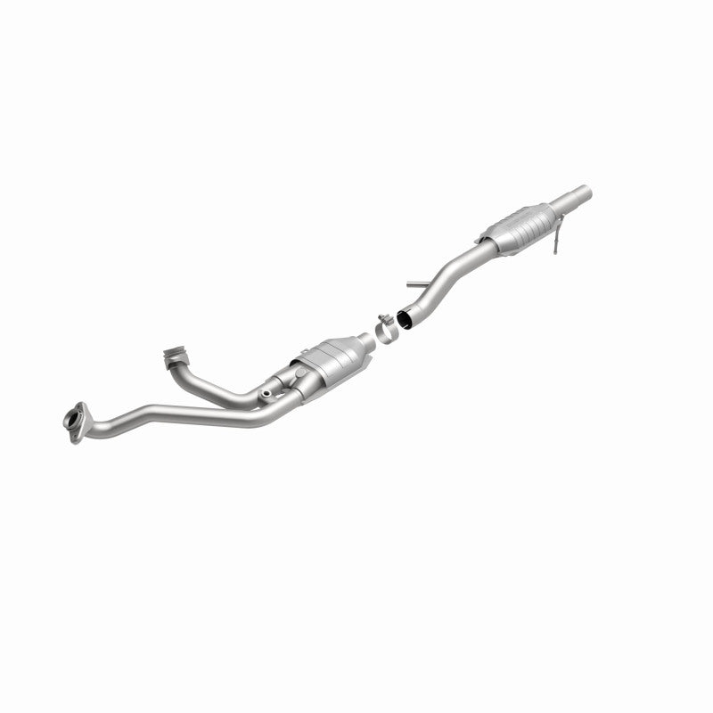 MagnaFlow Conv DF 87-93 Ford Bronco 4,9 L / 87-95 F-150/F-250 (sans SD)/F-350 (sans SD) PU 4,9 L (CA)