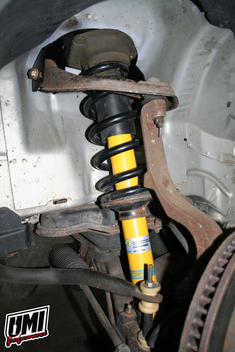 Supports de bras A supérieurs avant F-Body UMI Performance 93-02 réglables en usine
