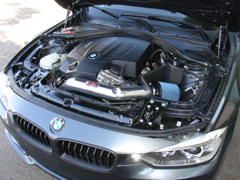 Injen 12-13 BMW 335i (N55) 3.0L L6 (turbo) TRANSMISSION AUTOMATIQUE UNIQUEMENT Prise d'air courte noire froissée avec technologie MR