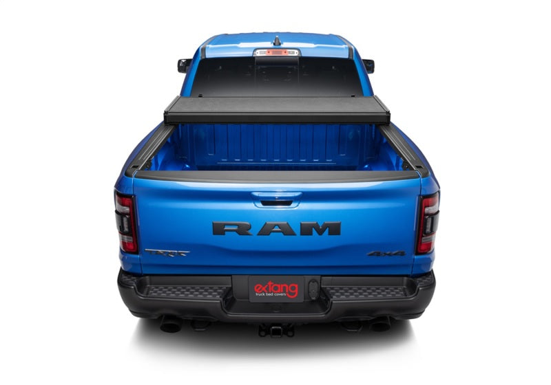 Extang 19-22 Dodge Ram (caisse de 5 pi 7 po) ALX à plateau repliable