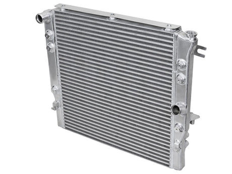 Radiateur à barres et plaques aFe BladeRunner GT Series avec tuyaux noirs 12-18 Jeep Wrangler (JK) V6 3,6 L