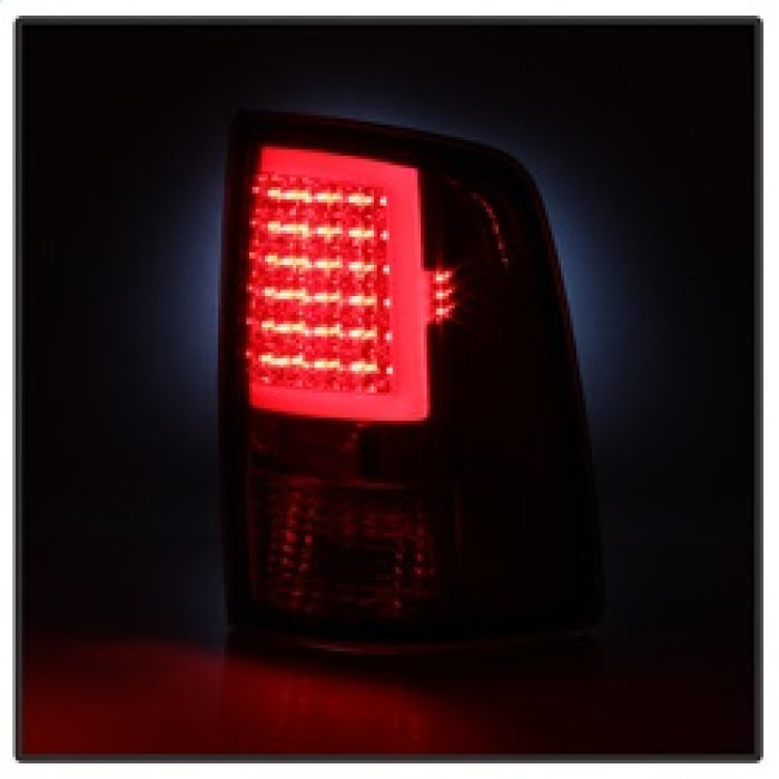 xTune Dodge Ram 1500 09-16 Feux arrière à LED Modèle à incandescence uniquement - Rouge transparent ALT-ON-DR09-LBLED-RC