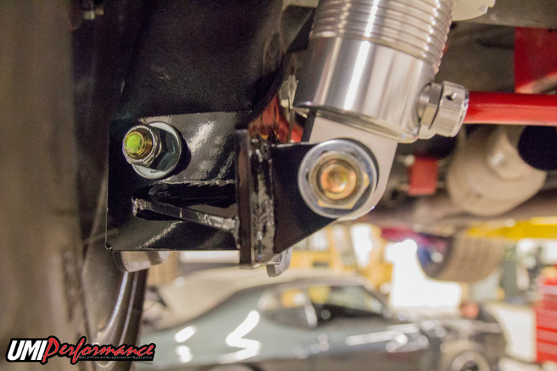 Kit de suspension arrière à ressorts hélicoïdaux Viking GM G-Body 78-88 UMI Performance