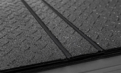 Accès LOMAX Black Diamond Plate 2019+ Ram 1500 5 pi 7 po (sauf hayon multifonction)