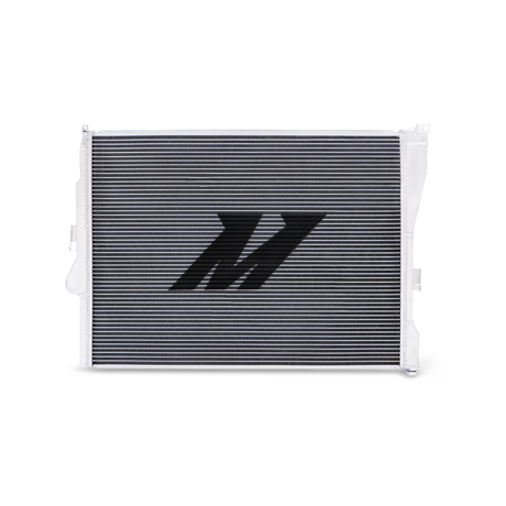 Radiateur en aluminium hautes performances Mishimoto 99-06 pour BMW 323i/323i/328i/330i