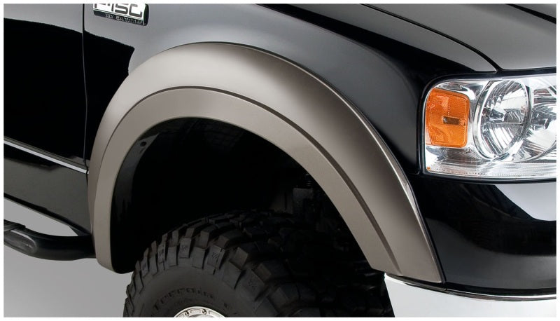 Bushwacker 04-08 Ford F-150 Extend-A-Fender Style Flares 2 pièces - Noir