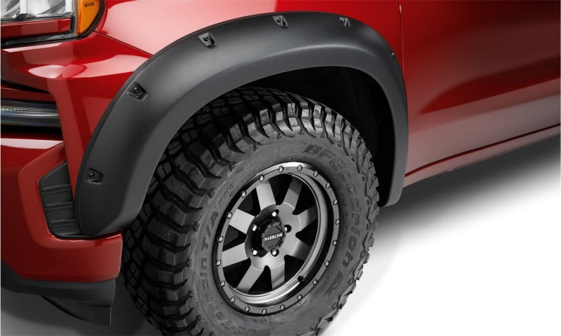 Bushwacker 14-15 Chevrolet Silverado 1500 (plateformes de 6 et 8 pieds) Élargisseurs de style forge 4 pièces - Noir