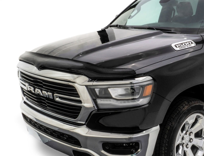 Protecteur de capot haut profil AVS 2019 RAM 1500 Bugflector II - Fumé