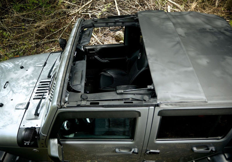 Jeep Wrangler (JK) Unlimited 4 portes Trailview 2007-2018 Rampage - Toit tonneau - Diamant noir