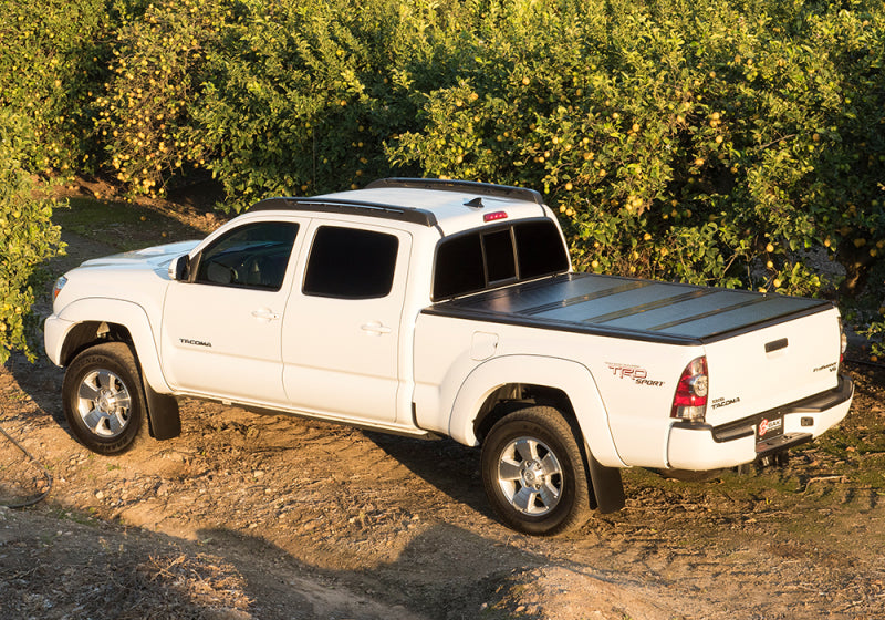 BAK 00-04 Toyota Tacoma Lit 5 pieds BAKFlip G2