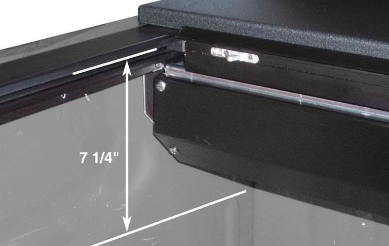 Roll-N-Lock 15-18 Ford F-150 LB 96in M-Series Retractable Tonneau Cover