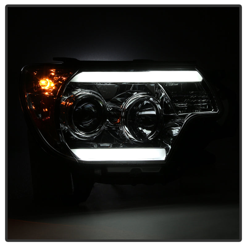 Phares de projecteur Spyder Toyota Tacoma 12-16 Barre lumineuse DRL Chrome PRO-YD-TT12-LBDRL-C