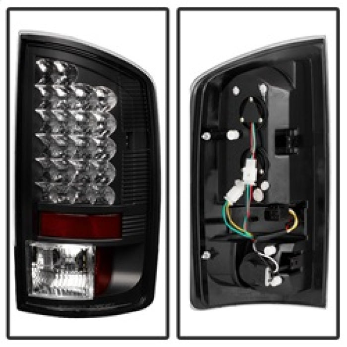 Feu arrière à LED Spyder Dodge Ram 02-06 1500/Ram 2500/3500 03-06 Noir ALT-YD-DRAM02-LED-BK