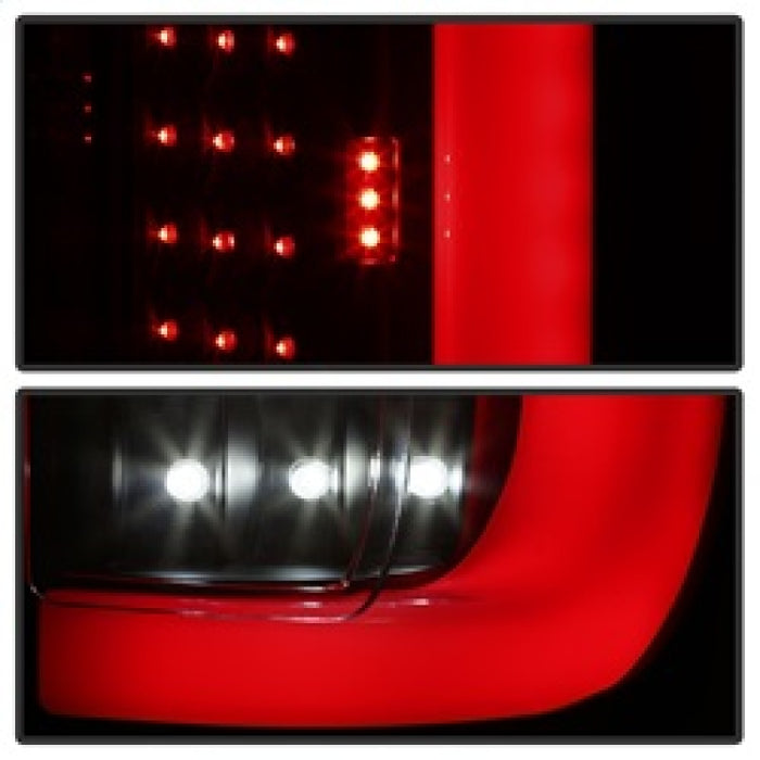 xTune 17-18 Ford F-250 Super Duty (sauf modèles LED) Feux arrière à LED - Noir Smk (ALT-ON-FS17-LBLED-BSM)