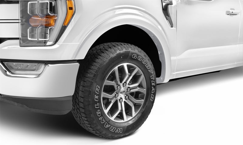 Élargisseurs de style OE Bushwacker 18-20 Ford F-150 4 pièces - Blanc Oxford