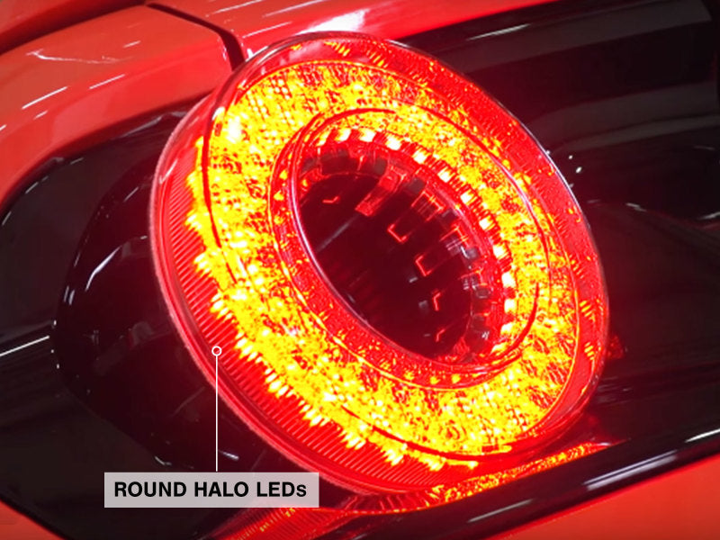 Feux arrière à LED Raxiom 15-22 Ford Mustang Halo - Boîtier noir brillant (lentille fumée)
