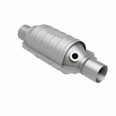 MagnaFlow Conv Universal 2.25 avec climatiseur arrière 1-O2