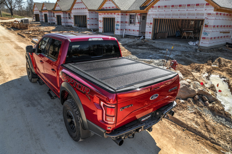 UnderCover 16-20 Nissan Titan 5.5ft Armor Flex Bed Cover - Black Textured