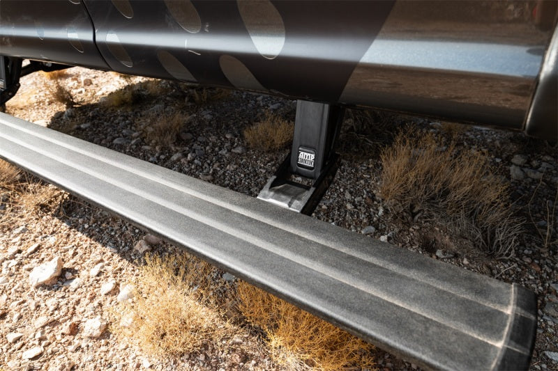 AMP Research 17-19 Ford F-250 Super Duty PowerStep Smart Series