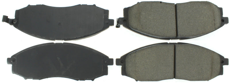 Plaquettes de frein sport StopTech avec cales et matériel - Avant