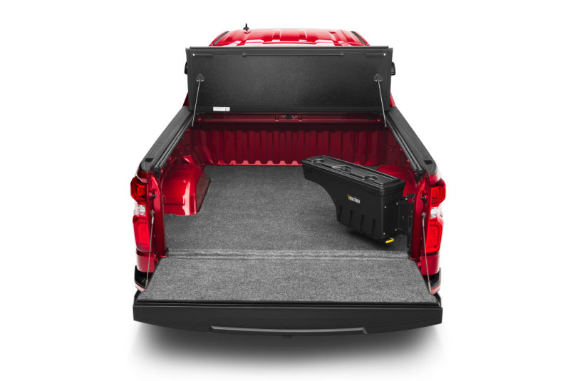 Coffre à bascule côté passager UnderCover 19-20 Chevy Silverado 1500 - Noir lisse