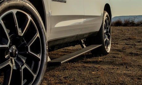 AMP Research 21-23 Chevrolet Suburban/Tahoe / 21-23 GMC Yukon (y compris XL) PowerStep - Noir