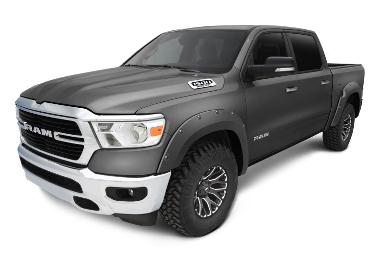 Bushwacker 20-22 Ram 1500 (sauf Rebel/TRX) 76,3/67,4 pouces Lit Pkt Style Flares 4 pièces - Grnite Cryst Met