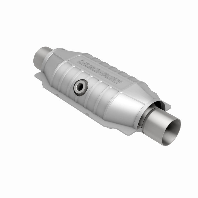 Magnaflow Conv Univ 2.50 Mid O2 Arrière