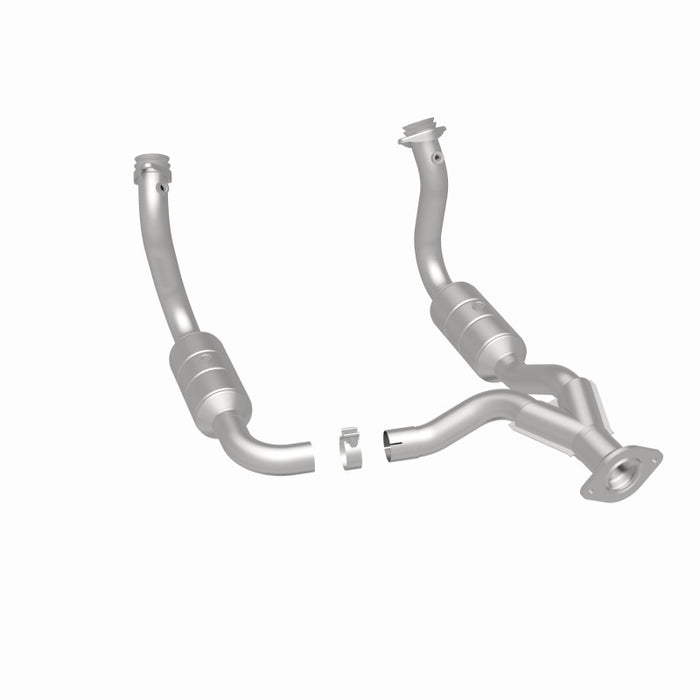 Ensemble de tuyaux en Y Magnaflow Conv DF 08-10 Ford F-250/F-250 SD/F-350/F-350 SD 5,4 L/6,8 L / F-450 SD 6,8 L