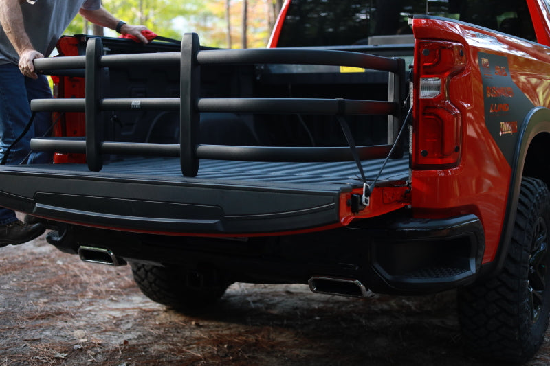 AMP Research 20-23 Chevrolet/GMC Silverado/Sierra 1500 (sans Multipro Tailgt) Bedxtender HD Max - Noir