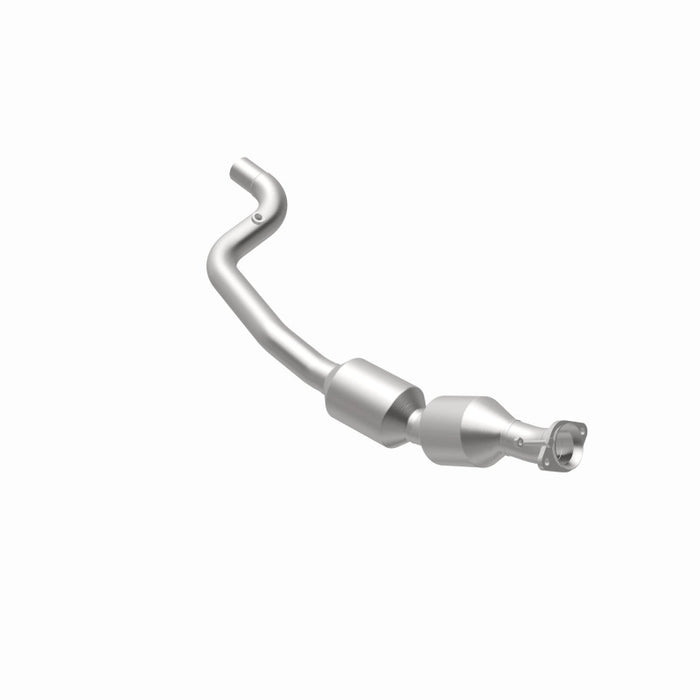 MagnaFlow 13-17 Range Rover V8 5 OEM Underbody Direct Fit EPA Compliant Catalytic Converter