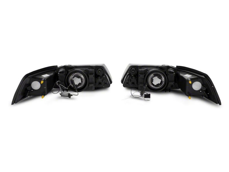 Phares Raxiom 99-04 Ford Mustang Axial Series avec barre LED - Boîtier noir (lentille transparente)